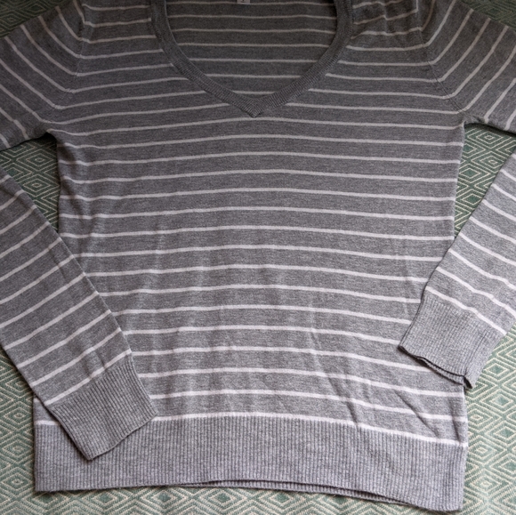 B.P. Super Soft Lightweight Sweater - Picture 5 of 11